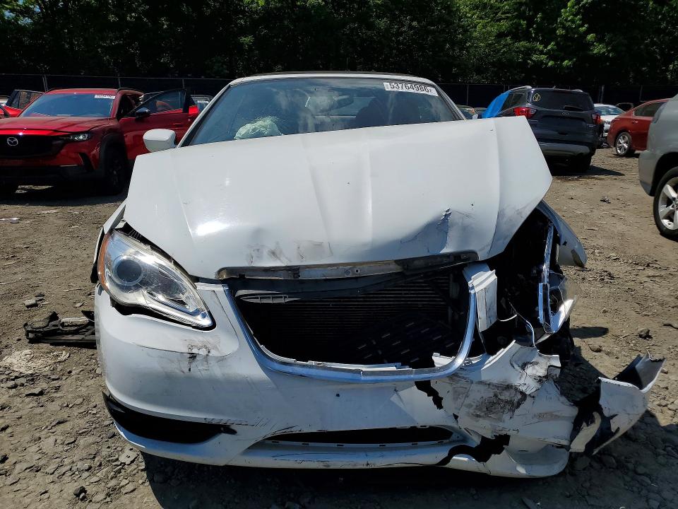 Продажа на аукционе авто 2013 Chrysler 200, vin: 1C3BCBEB3DN526738, номер лота: 53764986