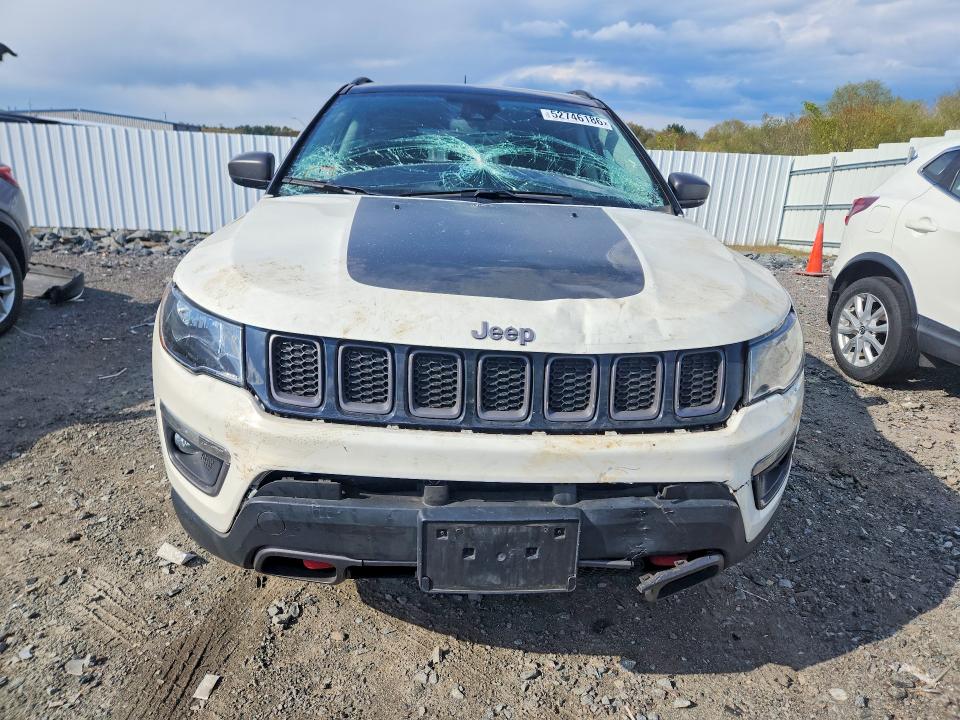 52746186 :رقم المزاد ، 3C4NJDDBXLT111992 vin ، 2020 Jeep Compass مزاد بيع