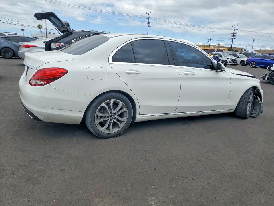 Aukcja sprzedaży 2018 Mercedes-benz C, vin: 55SWF4JB4JU262573, numer aukcji: 52457646