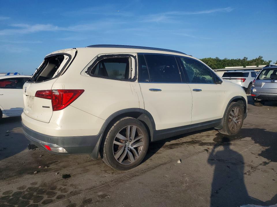Продаж на аукціоні авто 2017 Honda Pilot, vin: 5FNYF5H93HB007698, номер лоту: 54400936