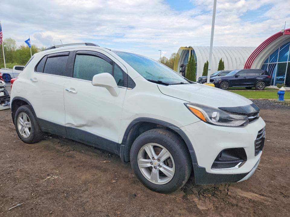 Продажа на аукционе авто 2018 Chev Trax, vin: KL7CJPSB8JB671890, номер лота: 52360336