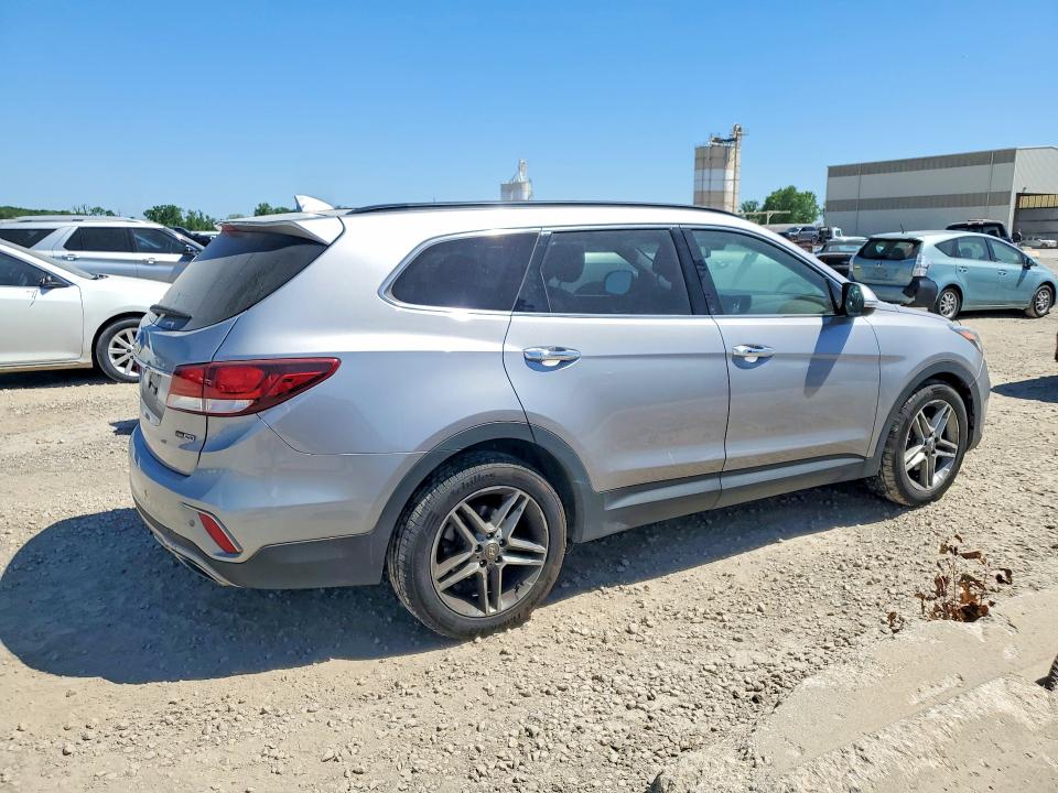 Продажа на аукционе авто 2017 Hyundai Santa Fe, vin: KM8SRDHFXHU172681, номер лота: 52653666