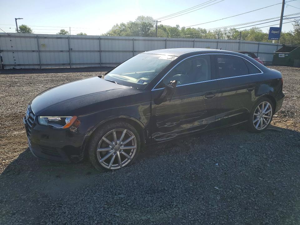 Продаж на аукціоні авто 2015 Audi A3, vin: WAUEFGFF6F1060034, номер лоту: 52744306