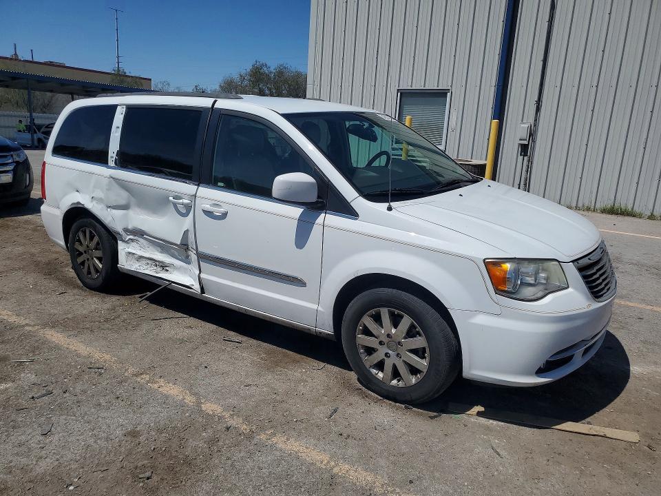2015 Chrysler Town & Country მანქანა იყიდება აუქციონზე, vin: 2C4RC1BG9FR522624, აუქციონის ნომერი: 54882296