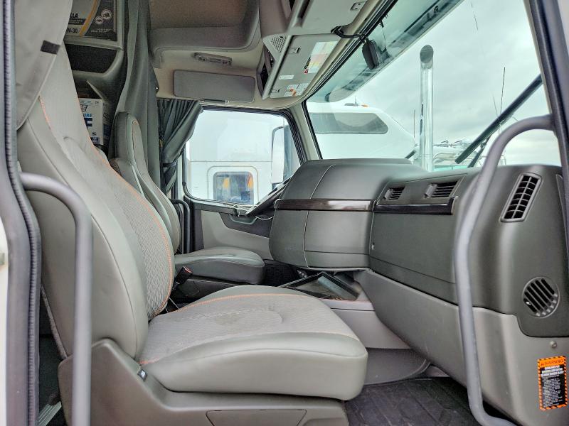54615236 :رقم المزاد ، 4V4WC9EH1RN629758 vin ، 2024 Volvo Vnr مزاد بيع