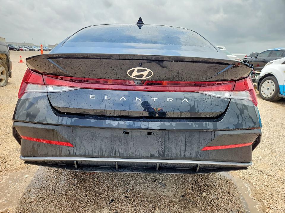 2025 Hyundai Elantra მანქანა იყიდება აუქციონზე, vin: KMHLM4DG1SU056858, აუქციონის ნომერი: 53729276