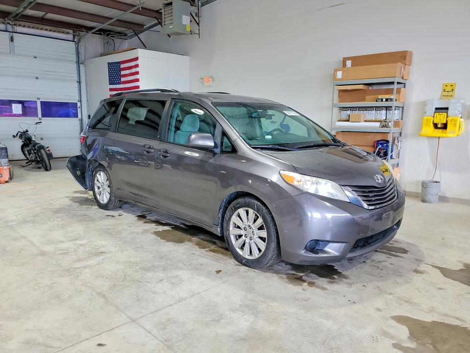 Продаж на аукціоні авто 2017 Toyota Sienna, vin: 5TDJZ3DCXHS163747, номер лоту: 54911166