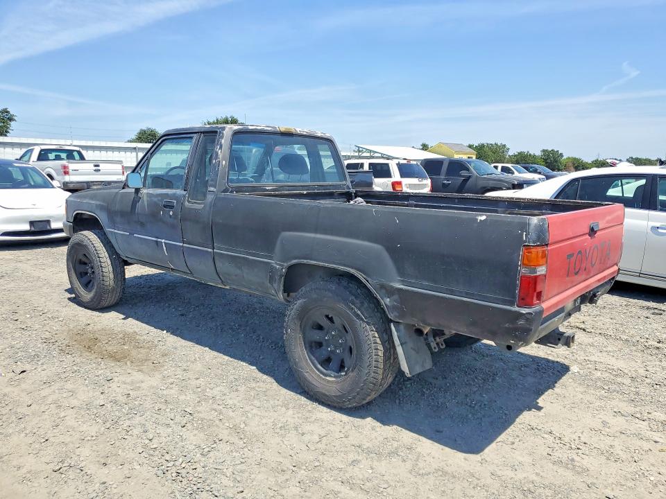 1987 Toyota Pickup მანქანა იყიდება აუქციონზე, vin: JT4RN70D1H0040524, აუქციონის ნომერი: 53129376