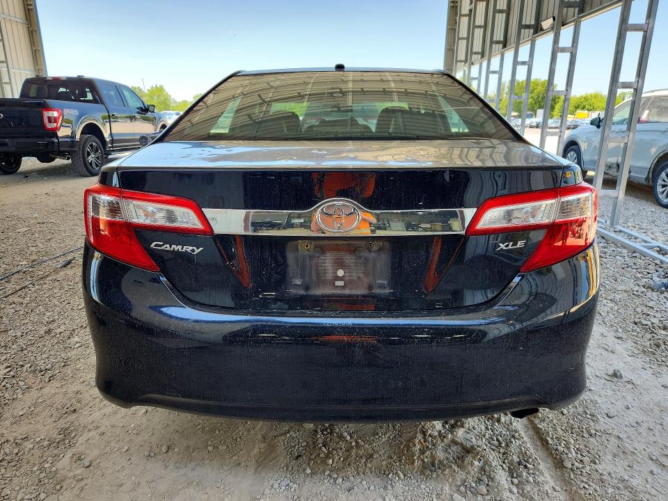 52869066 :رقم المزاد ، 4T4BF1FK0CR215849 vin ، 2012 Toyota Camry مزاد بيع