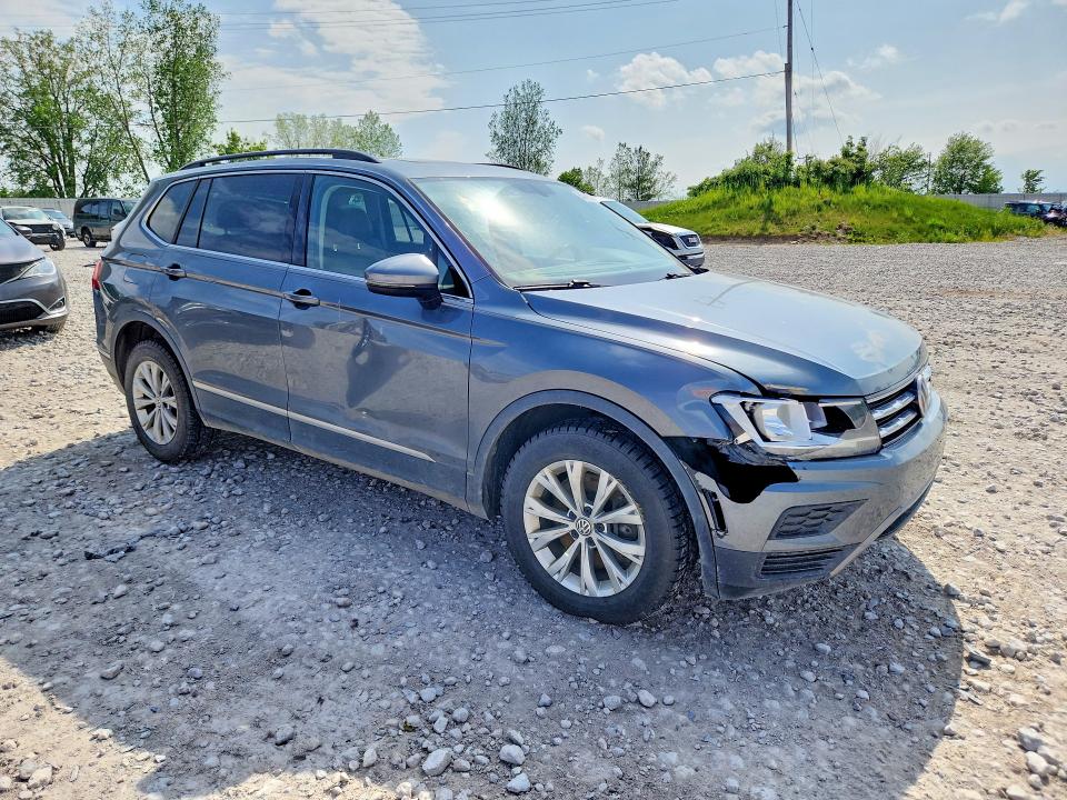 54046926 :رقم المزاد ، 3VV2B7AX6JM048416 vin ، 2018 Volkswagen Tiguan مزاد بيع