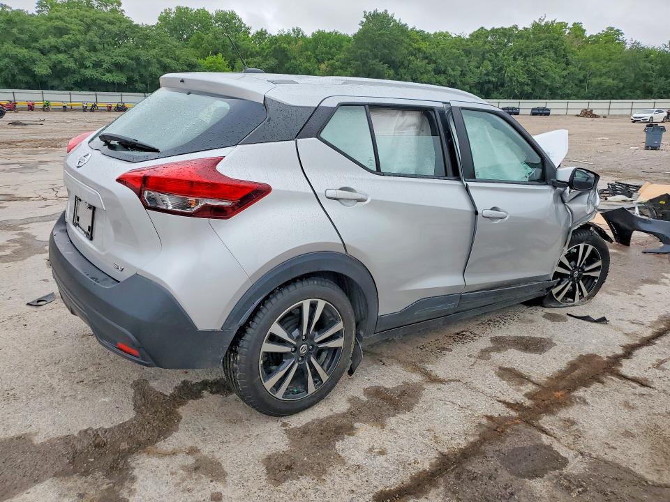 54248466 :رقم المزاد ، 3N1CP5CU8KL538247 vin ، 2019 Nissan Kicks مزاد بيع