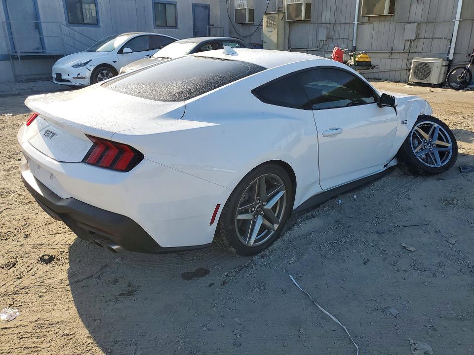 Продажа на аукционе авто 2025 Ford Mustang, vin: 1FA6P8CF1S5401606, номер лота: 52345156