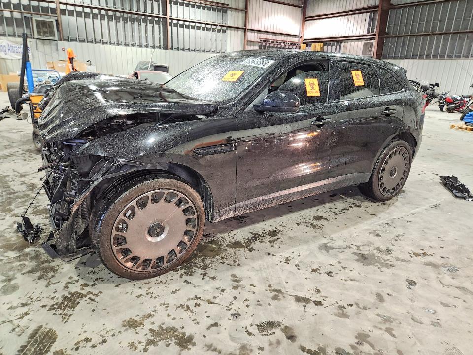 52440996 :رقم المزاد ، SADCJ2BVXHA067987 vin ، 2017 Jaguar F-pace مزاد بيع