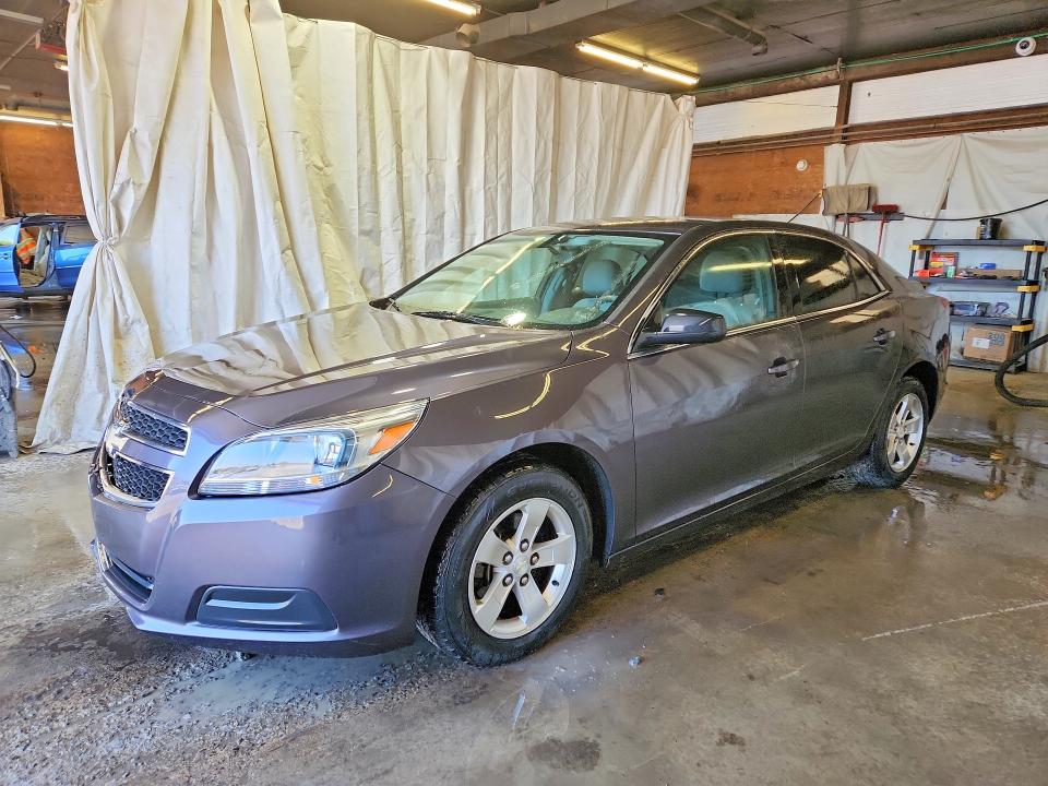 52062746 :رقم المزاد ، 1G11B5SA7DF330585 vin ، 2013 Chevrolet Malibu مزاد بيع