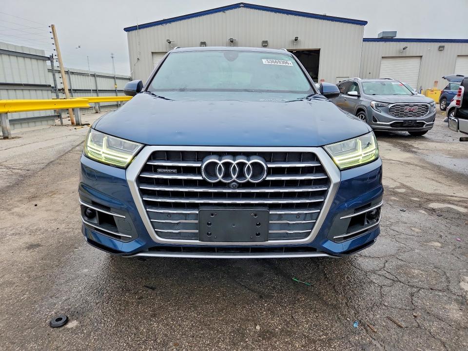 2018 Audi Q7 მანქანა იყიდება აუქციონზე, vin: WA1VAAF76JD040682, აუქციონის ნომერი: 53669306