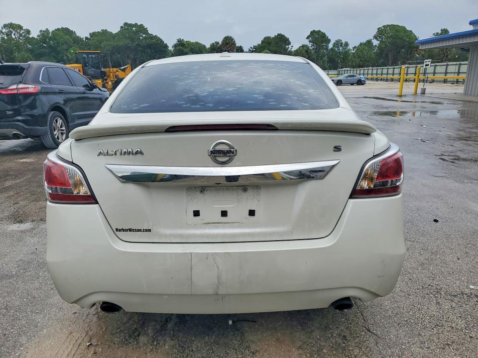 55383826 :رقم المزاد ، 1N4AL3AP9FC202714 vin ، 2015 Nissan Altima مزاد بيع