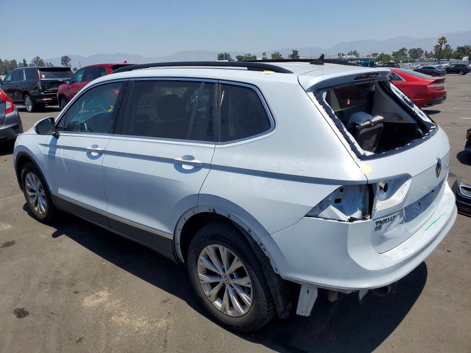 54313686 :رقم المزاد ، 3VV3B7AX8JM160350 vin ، 2018 Volkswagen Tiguan مزاد بيع