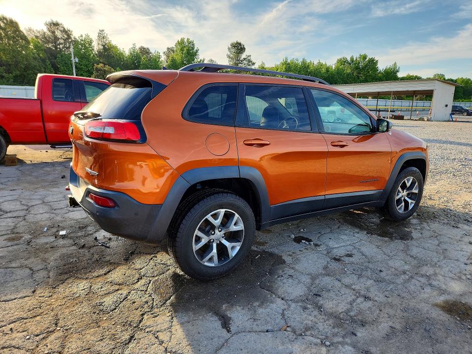 Продажа на аукционе авто 2015 Jeep Cherokee, vin: 1C4PJMBS8FW685629, номер лота: 52338656