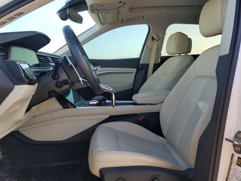 Продаж на аукціоні авто 2022 Audi E-tron, vin: WA1AAAGE6NB012586, номер лоту: 54344516
