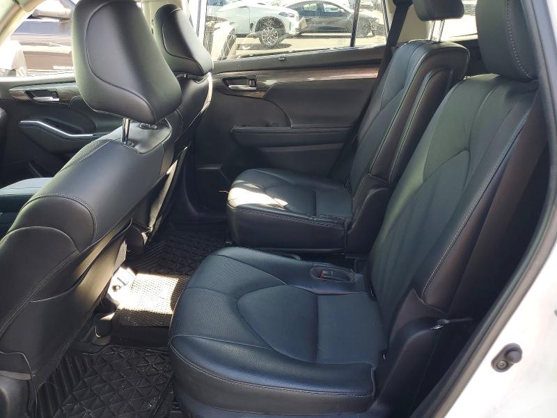 2022 Toyota Highlander მანქანა იყიდება აუქციონზე, vin: 5TDDZRBH0NS214439, აუქციონის ნომერი: 55639936