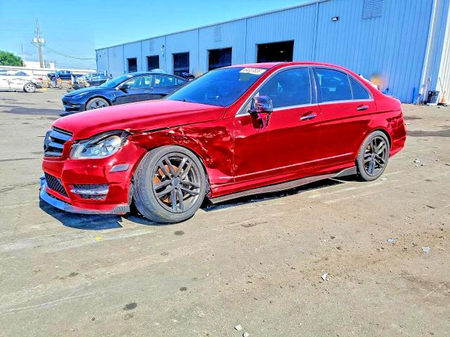 54337836 :رقم المزاد ، WDDGF8AB4EA943706 vin ، 2014 Mercedes-benz C مزاد بيع