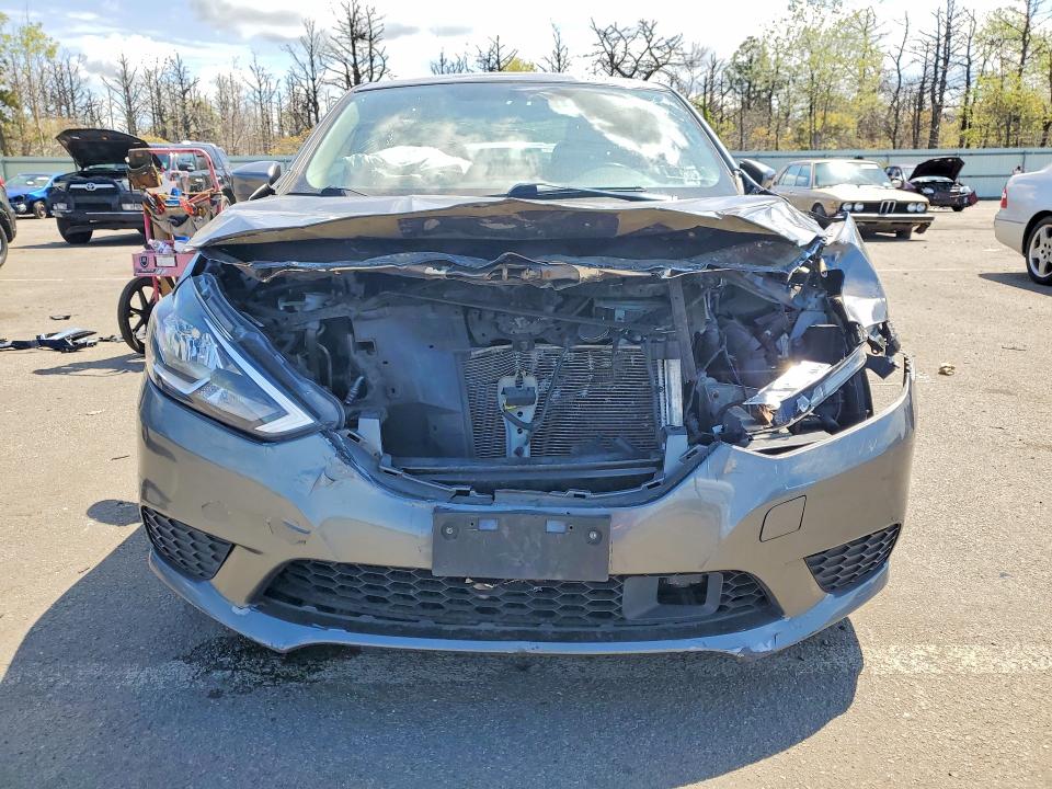 2019 Nissan Sentra მანქანა იყიდება აუქციონზე, vin: 3N1AB7AP8KY332041, აუქციონის ნომერი: 53341026
