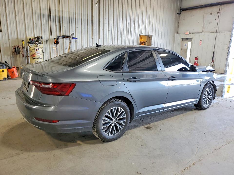 53772986 :رقم المزاد ، 3VWC57BU4MM017889 vin ، 2021 Volkswagen Jetta مزاد بيع