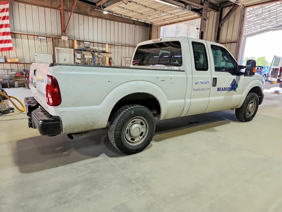 52437586 :رقم المزاد ، 1FT7X2A6XFEB63775 vin ، 2015 Ford F250 مزاد بيع