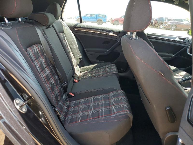 2016 Volkswagen Gti მანქანა იყიდება აუქციონზე, vin: 3VW4T7AU5GM067331, აუქციონის ნომერი: 51851556