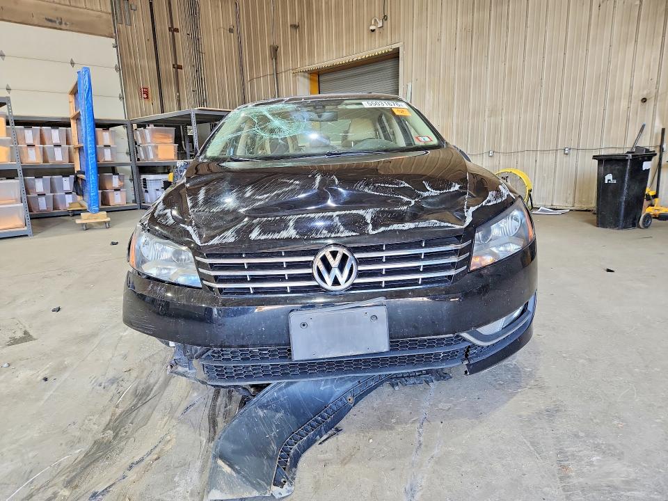 Продажа на аукционе авто 2013 Volkswagen Passat, vin: 1VWCN7A36DC068448, номер лота: 55031676