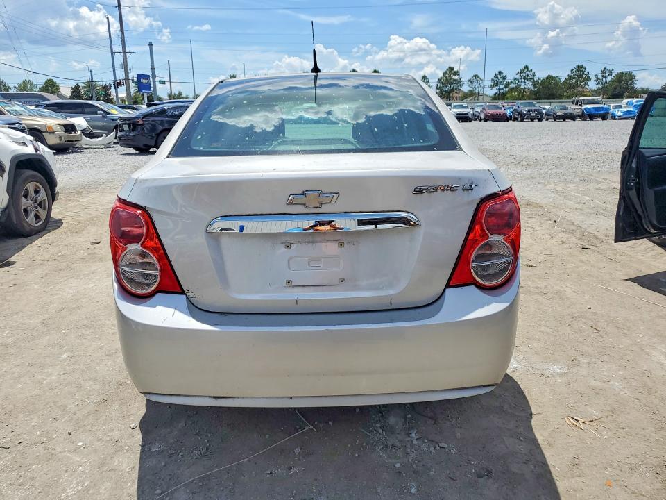54332856 :رقم المزاد ، 1G1JC5SH4E4158507 vin ، 2014 Chevrolet Sonic مزاد بيع