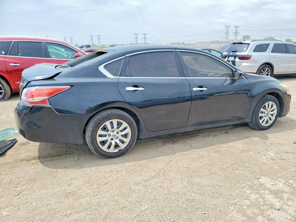 2015 Nissan Altima მანქანა იყიდება აუქციონზე, vin: 1N4AL3AP2FN329924, აუქციონის ნომერი: 54456556