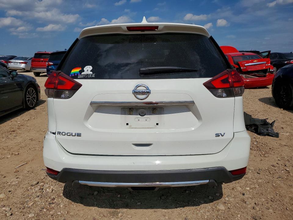 2017 Nissan Rogue მანქანა იყიდება აუქციონზე, vin: 5N1AT2MT2HC846485, აუქციონის ნომერი: 53319746