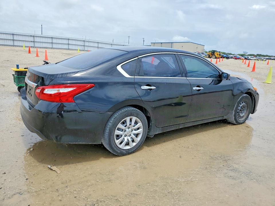 Aukcja sprzedaży 2016 Nissan Altima, vin: 1N4AL3AP0GN357819, numer aukcji: 52038246