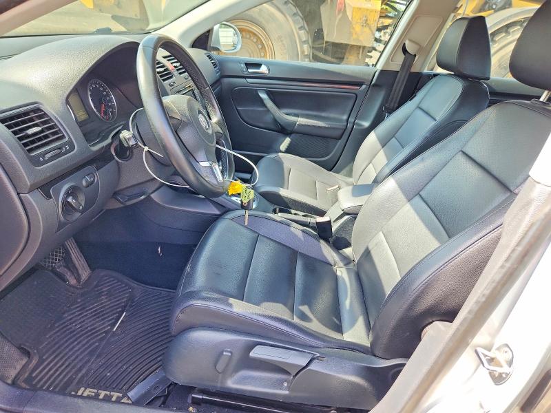 54654246 :رقم المزاد ، 3VWRZ7AJ2AM037754 vin ، 2010 Volkswagen Jetta مزاد بيع