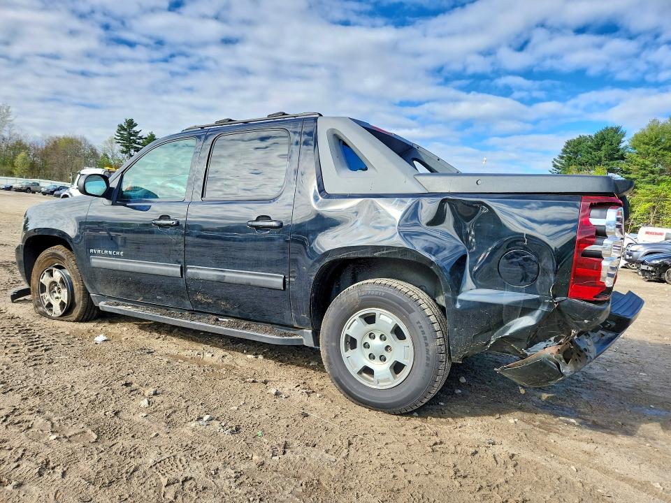 52168096 :رقم المزاد ، 3GNTKEE35BG190987 vin ، 2011 Chevrolet Avalanche مزاد بيع