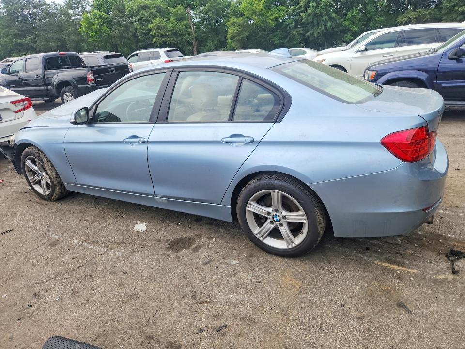 54527086 :رقم المزاد ، WBA3B1G51ENS77293 vin ، 2014 Bmw 320 مزاد بيع
