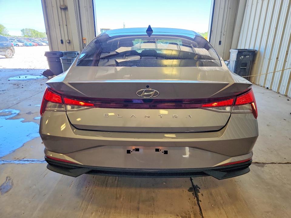 2023 Hyundai Elantra მანქანა იყიდება აუქციონზე, vin: KMHLM4AG7PU440767, აუქციონის ნომერი: 54448706
