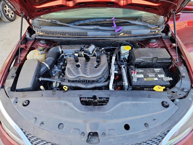 53210626 :رقم المزاد ، 1C3CCCCGXFN520110 vin ، 2015 Chrysler 200 مزاد بيع