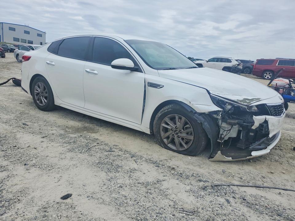 2020 Kia Optima მანქანა იყიდება აუქციონზე, vin: 5XXGT4L30LG381080, აუქციონის ნომერი: 53087726