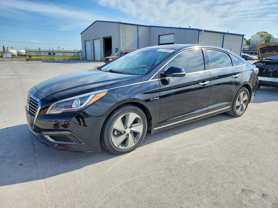 Продажа на аукционе авто 2016 Hyundai Sonata Hybrid, vin: KMHE34L19GA008932, номер лота: 52165096