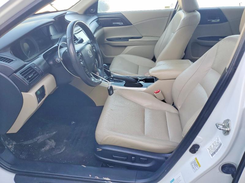 2015 Honda Accord მანქანა იყიდება აუქციონზე, vin: 1HGCR6F75FA009906, აუქციონის ნომერი: 52697326
