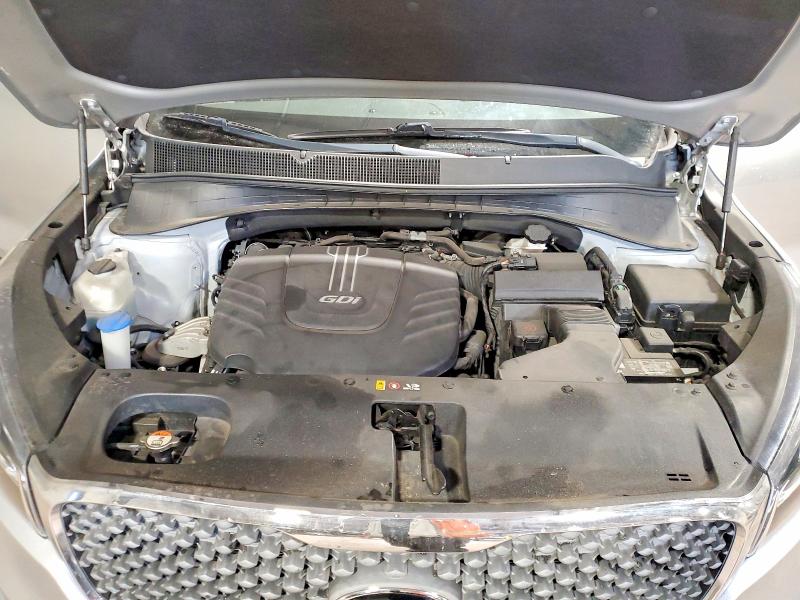 53603496 :رقم المزاد ، 5XYPG4A51JG406411 vin ، 2018 Kia Sorento مزاد بيع