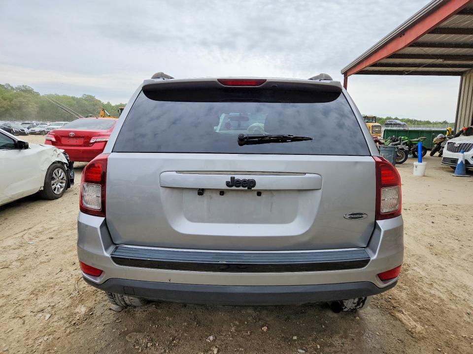 Продаж на аукціоні авто 2015 Jeep Compass, vin: 1C4NJCBA4FD350663, номер лоту: 52545836