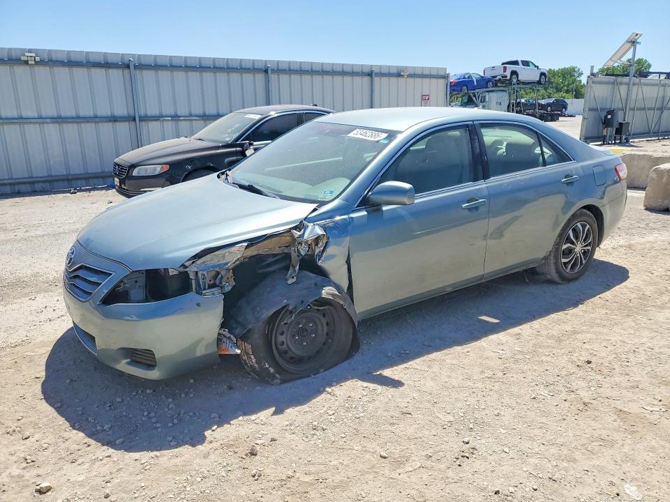 53462886 :رقم المزاد ، 4T4BF3EK1AR073120 vin ، 2010 Toyota Camry مزاد بيع