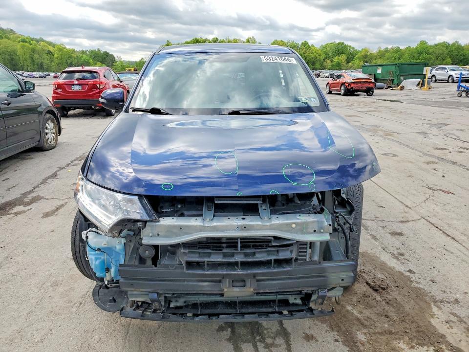 53241646 :رقم المزاد ، JA4AZ3A39KZ004383 vin ، 2019 Mitsubishi Outlander مزاد بيع