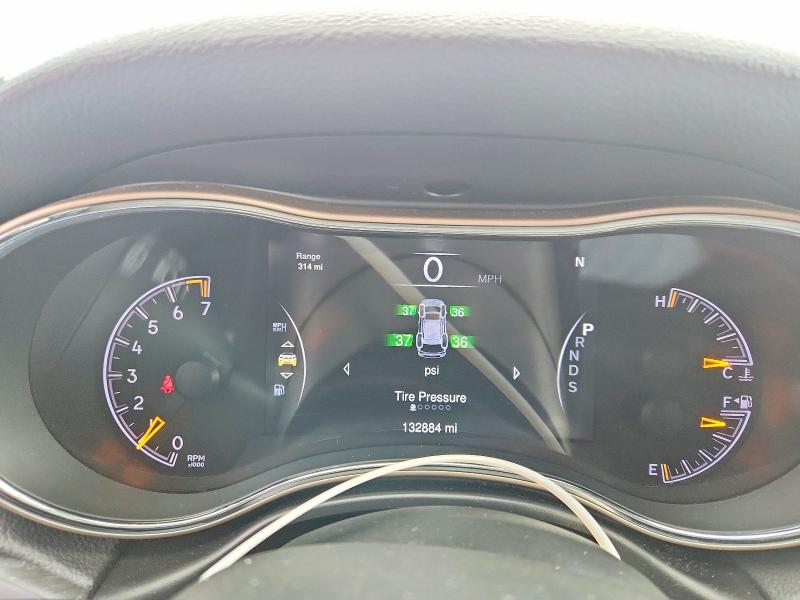 Продаж на аукціоні авто 2015 Jeep Grand Cherokee, vin: 1C4RJEBG3FC668801, номер лоту: 52537266