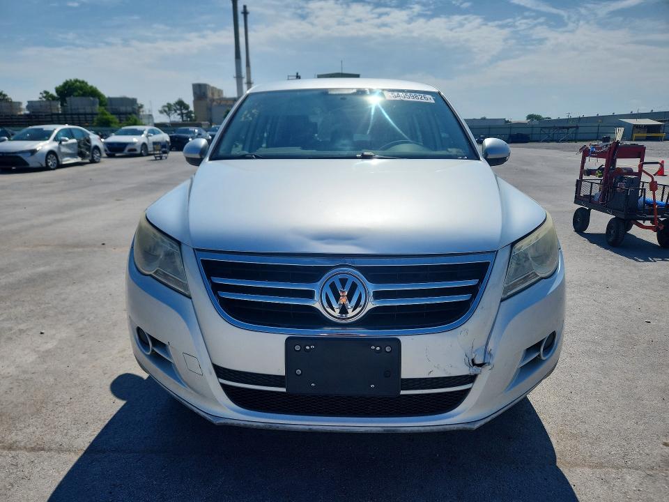 54659826 :رقم المزاد ، WVGAV7AX6AW532051 vin ، 2010 Volkswagen Tiguan مزاد بيع