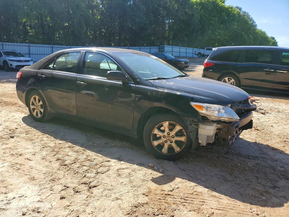 51269076 :رقم المزاد ، 4T1BF3EK6BU139012 vin ، 2011 Toyota Camry مزاد بيع
