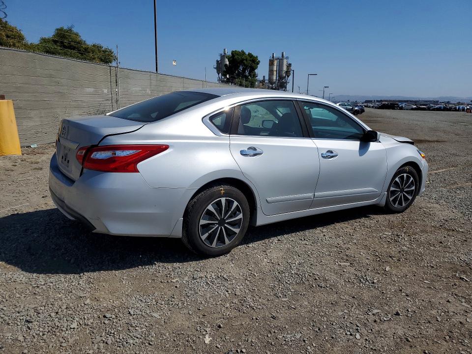 2016 Nissan Altima მანქანა იყიდება აუქციონზე, vin: 1N4AL3AP4GN389480, აუქციონის ნომერი: 54426206